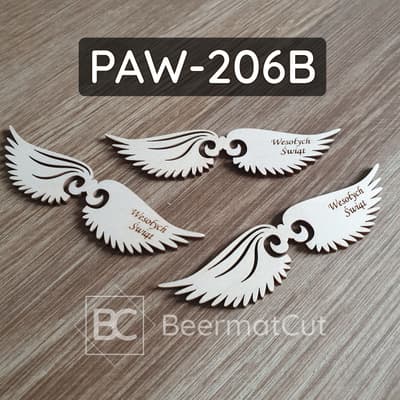 Skrzydła anioła wycinane laserowo ze sklejki do dekoracji świątecznych, z napisem "Wesołych Świąt".