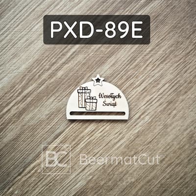 Baza pod makramę ze sklejki laserowanej z motywem świątecznym.