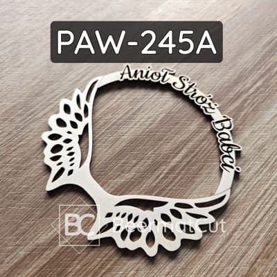 Obręcz do makramy ze skrzydłami, ze sklejki wycinana laserowo, z napisem "Anioł Stróż Babci".